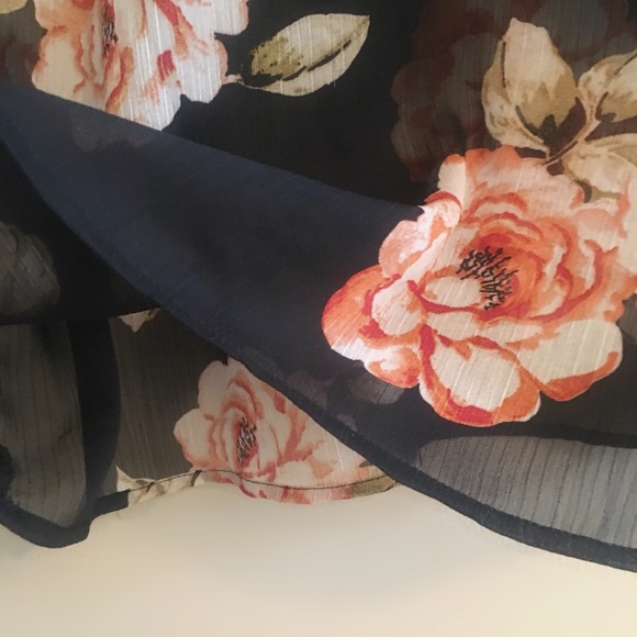 Street Style >>sport meets floral 😍<< - Picture 3 of 3